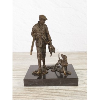 Statuette "Hunter with a duck"