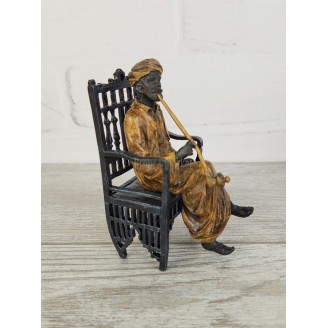 The statuette "An Arab smokes..."
