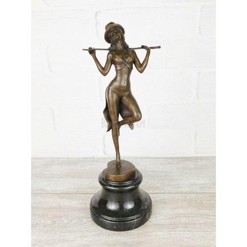 Statuette "Cabaret dancer (with a cane)"